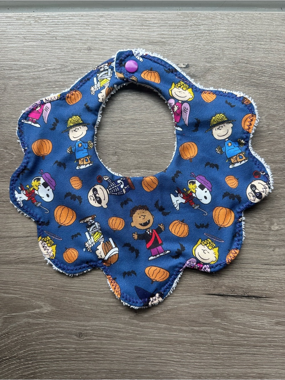 Blue Halloween Peanuts Pattern Flower Baby Bib - Kids Accessories
